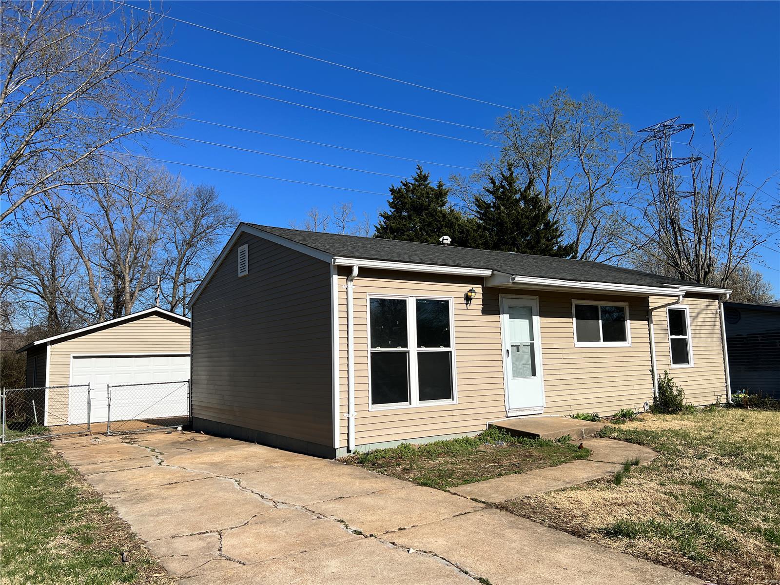 1421 San Salvador Drive Property Photo