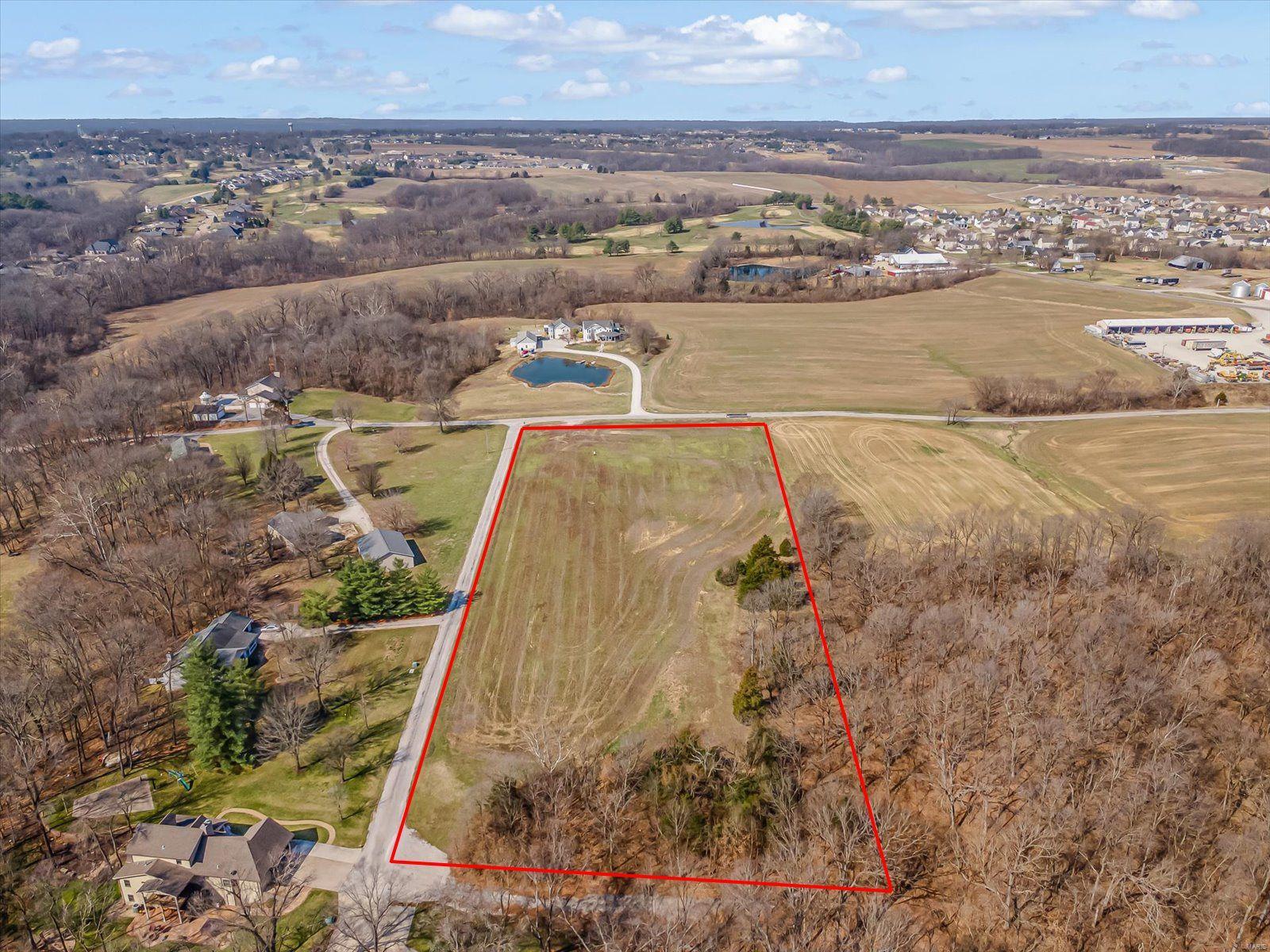 7468 Covered Bridge Drive Property Photo 1