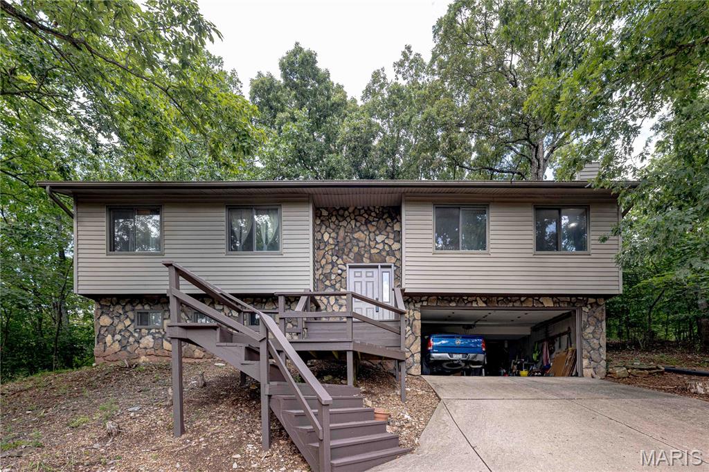 619 E Gray Friar Property Photo 1
