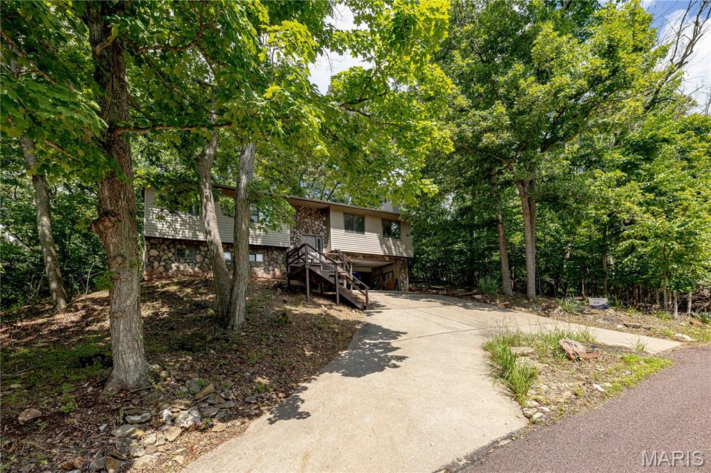 619 E Gray Friar Property Photo 2