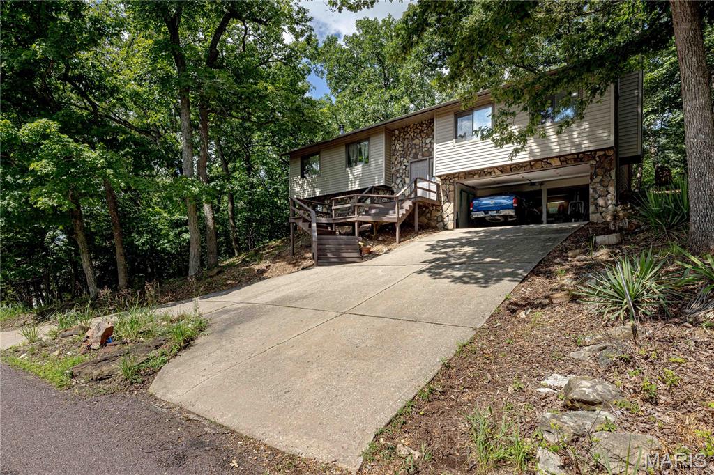 619 E Gray Friar Property Photo 3