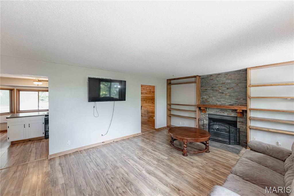 619 E Gray Friar Property Photo 7