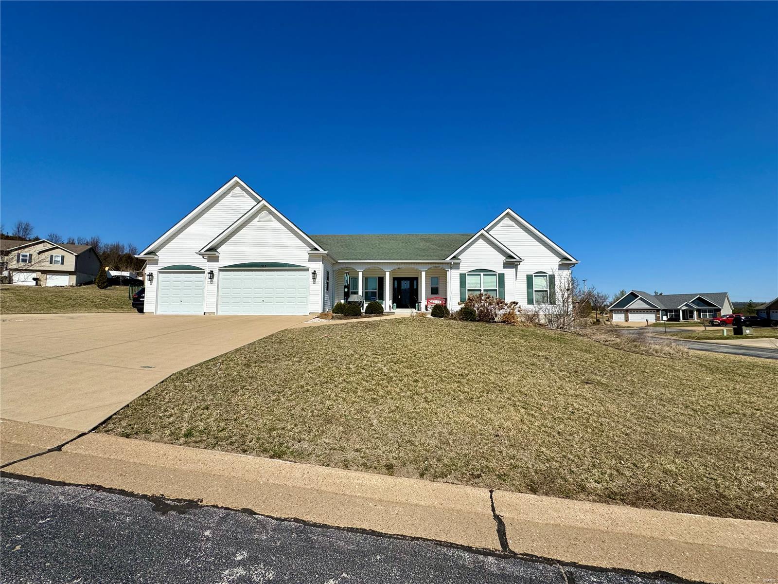 103 Killarney Court Property Photo