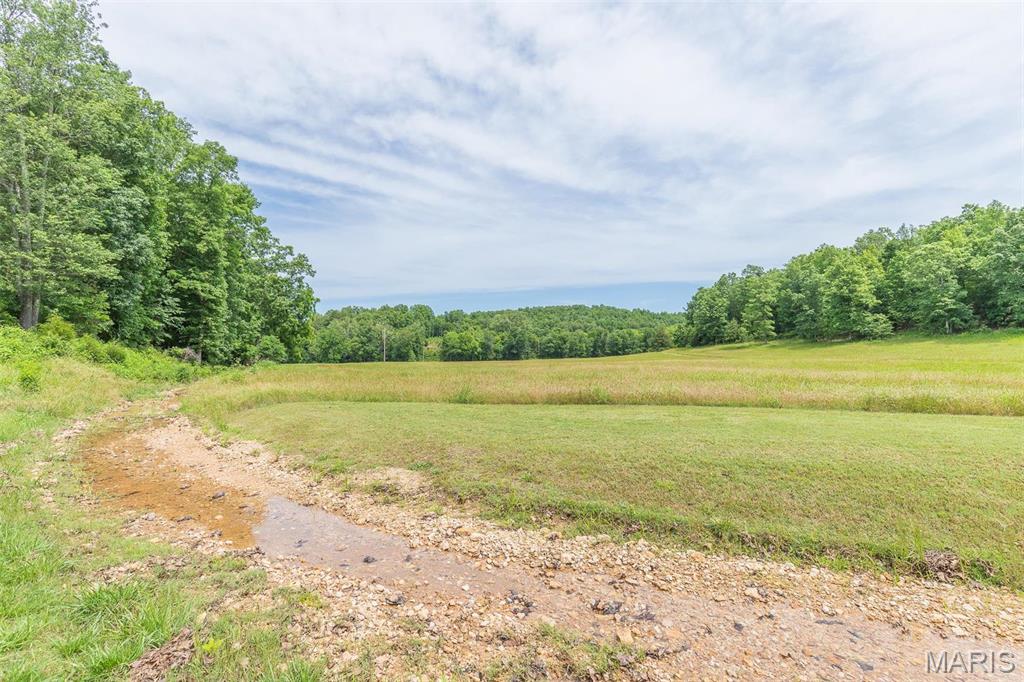 3372 Carter Rt E Property Photo 3