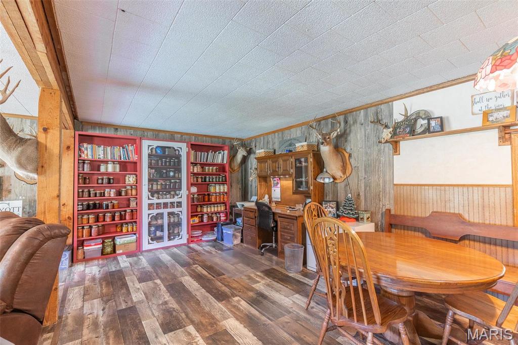 3372 Carter Rt E Property Photo 8