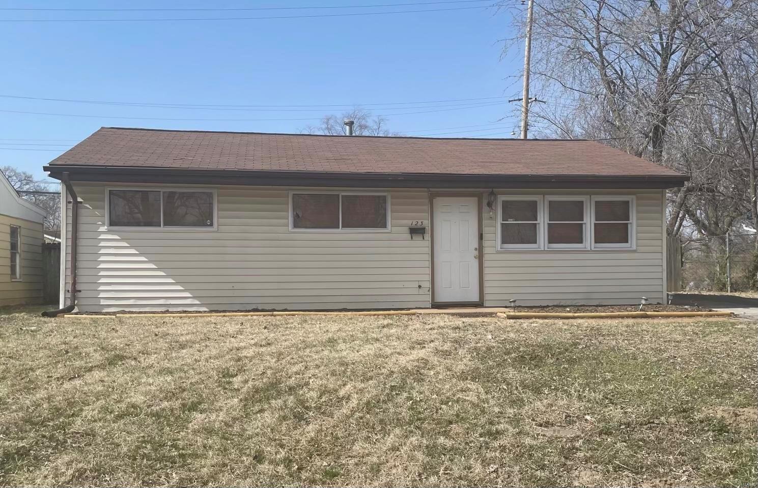 123 Kenneth Avenue Property Photo