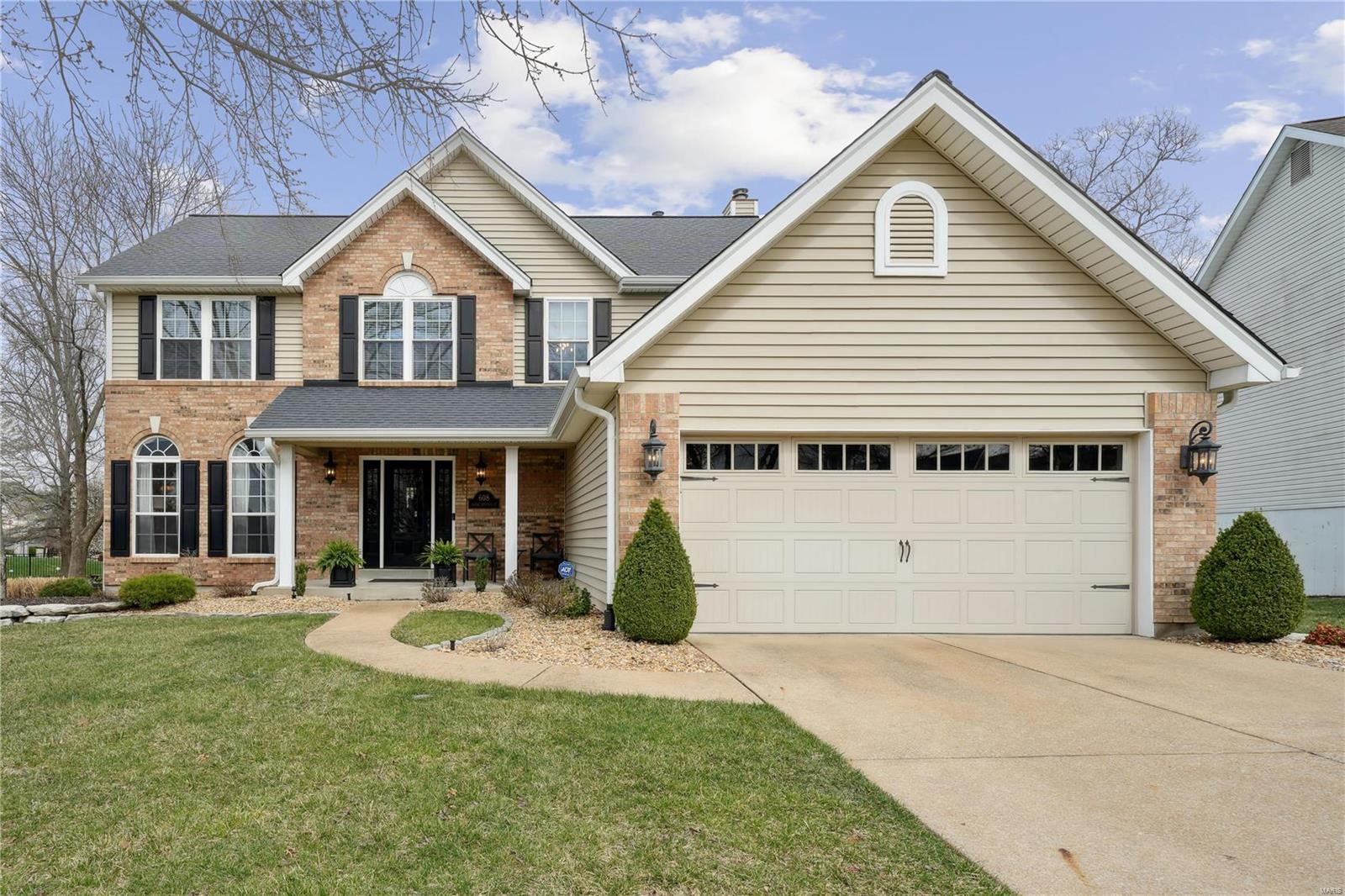 608 Castle Meadows Court Property Photo