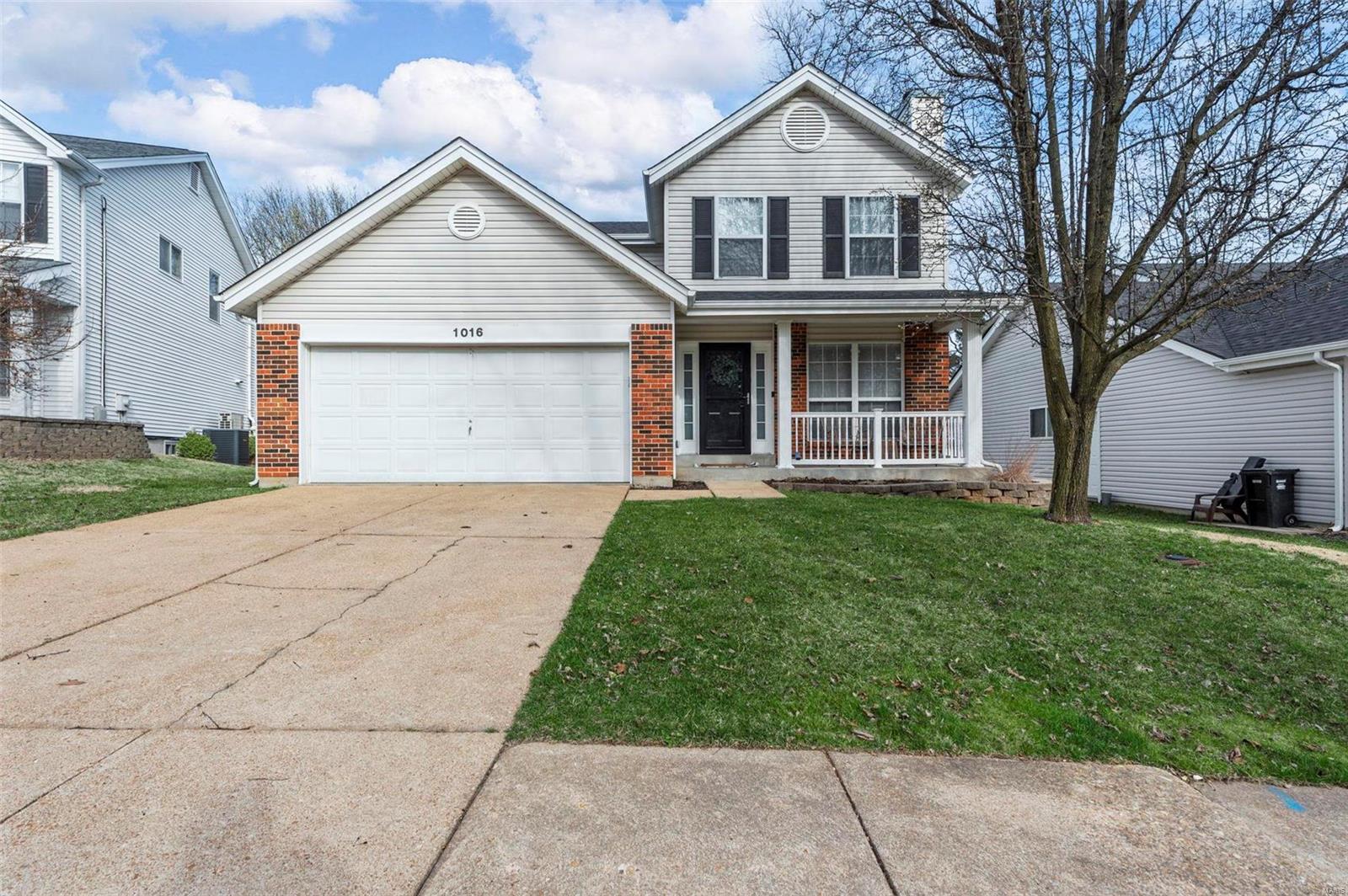 1016 Oak Glen Circle Property Photo