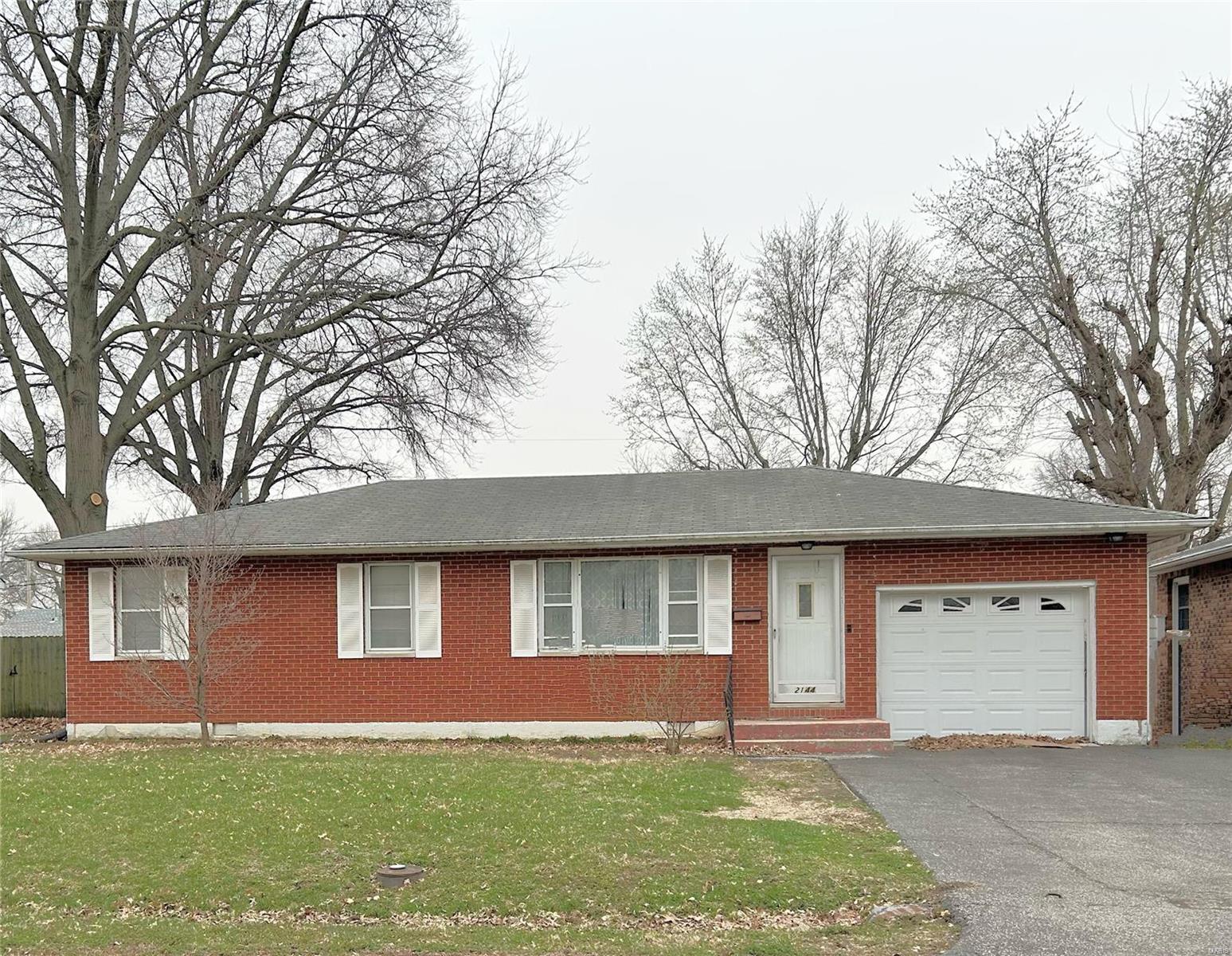 2144 Dawn Place Property Photo 1