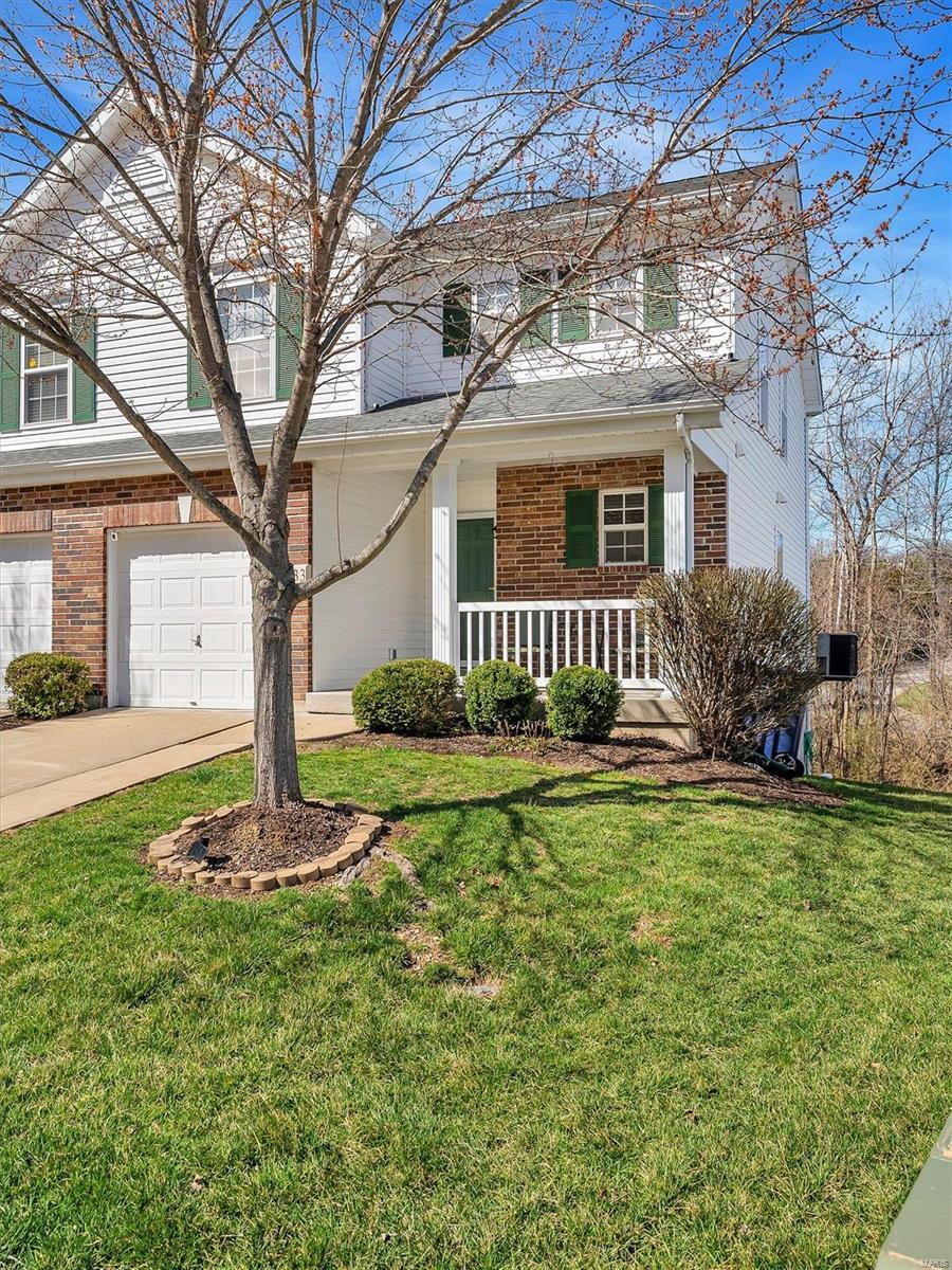 6833 Eagles Landing Court Property Photo 3