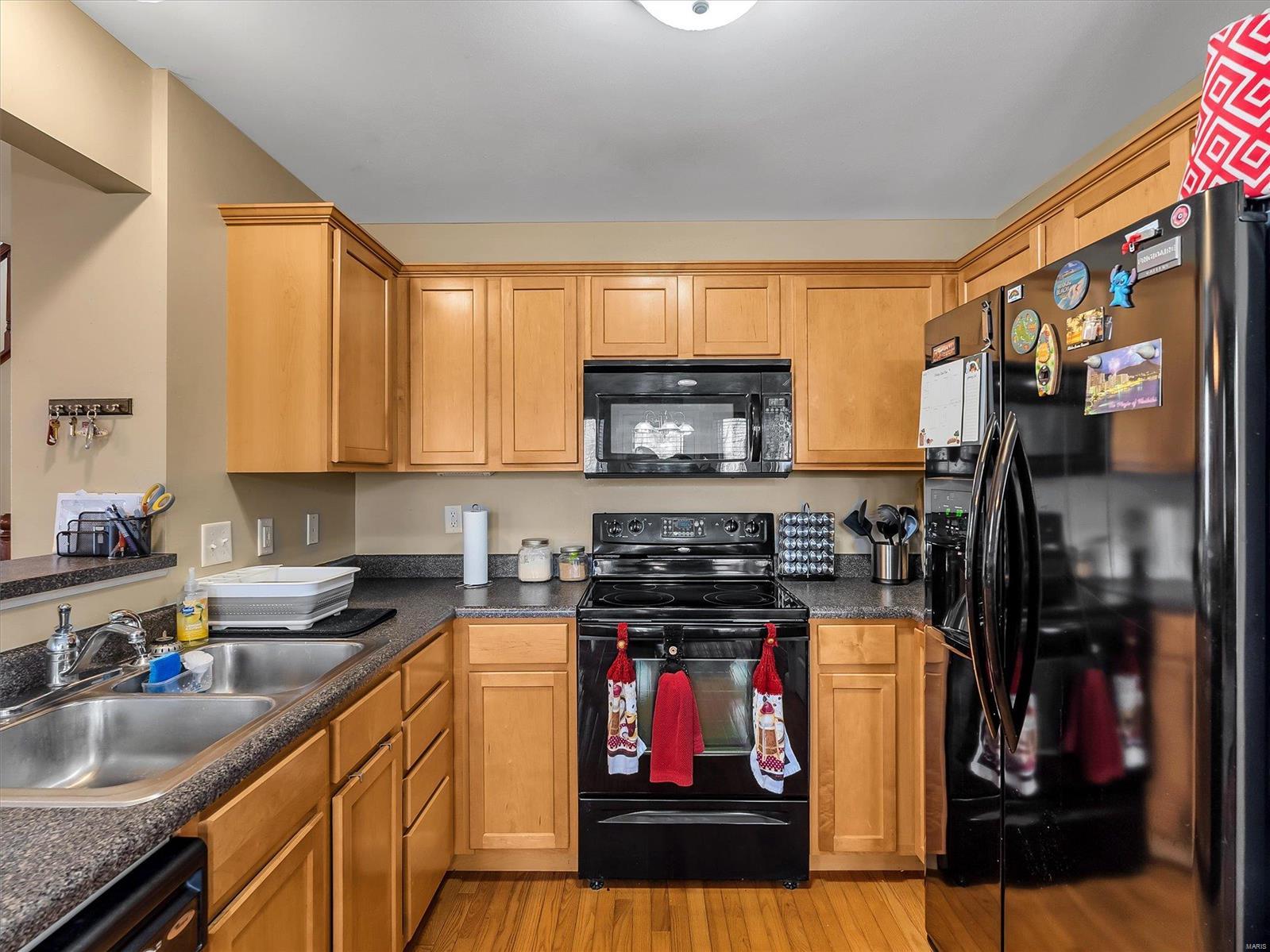 6833 Eagles Landing Court Property Photo 18