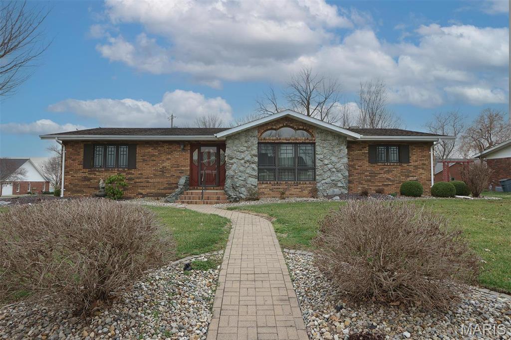 8032 Blue Mound Drive Property Photo 1
