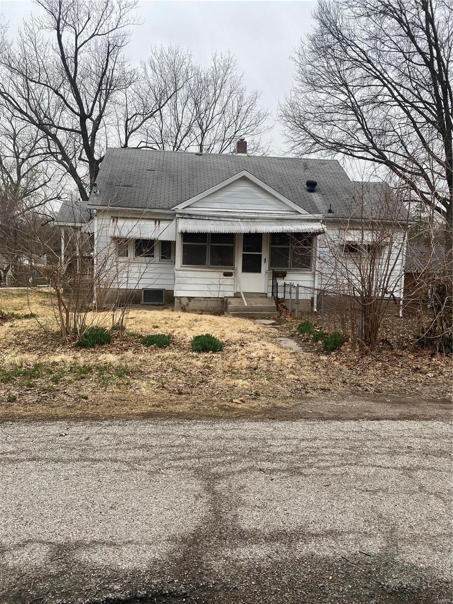 2304 Valleyview Drive Property Photo
