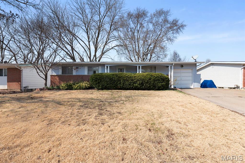 2755 Patterson Road Property Photo 1