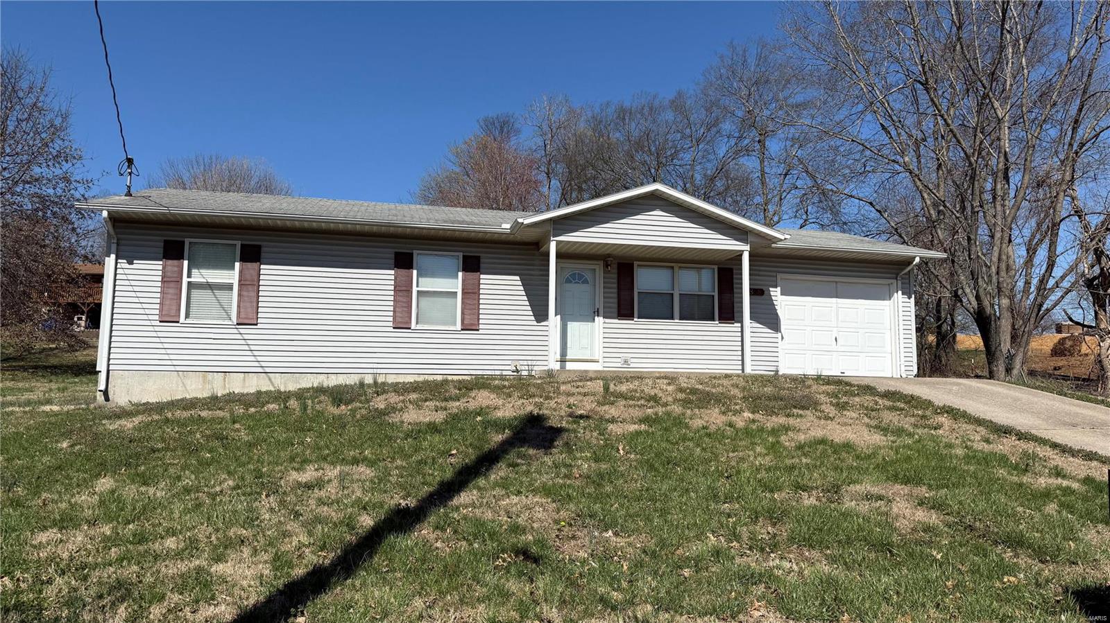 858 Jessica Street Property Photo