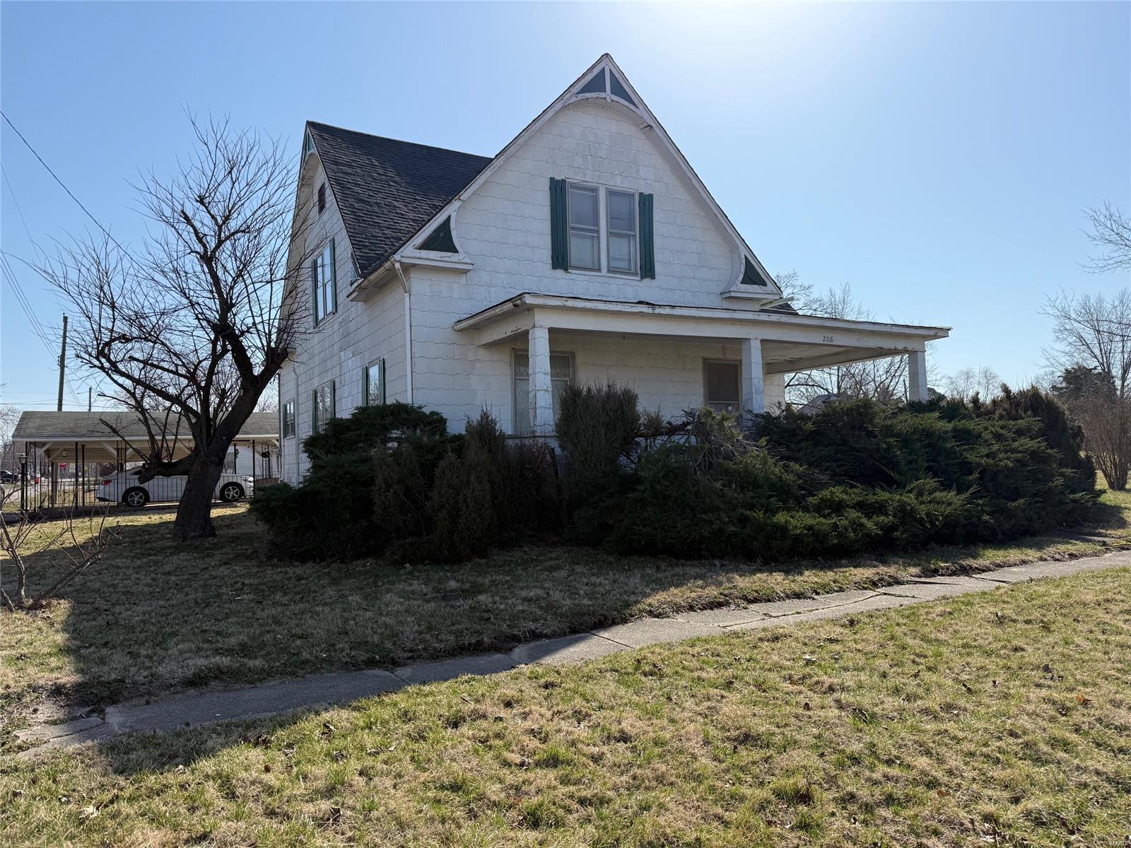 208 N Charles Street Property Photo