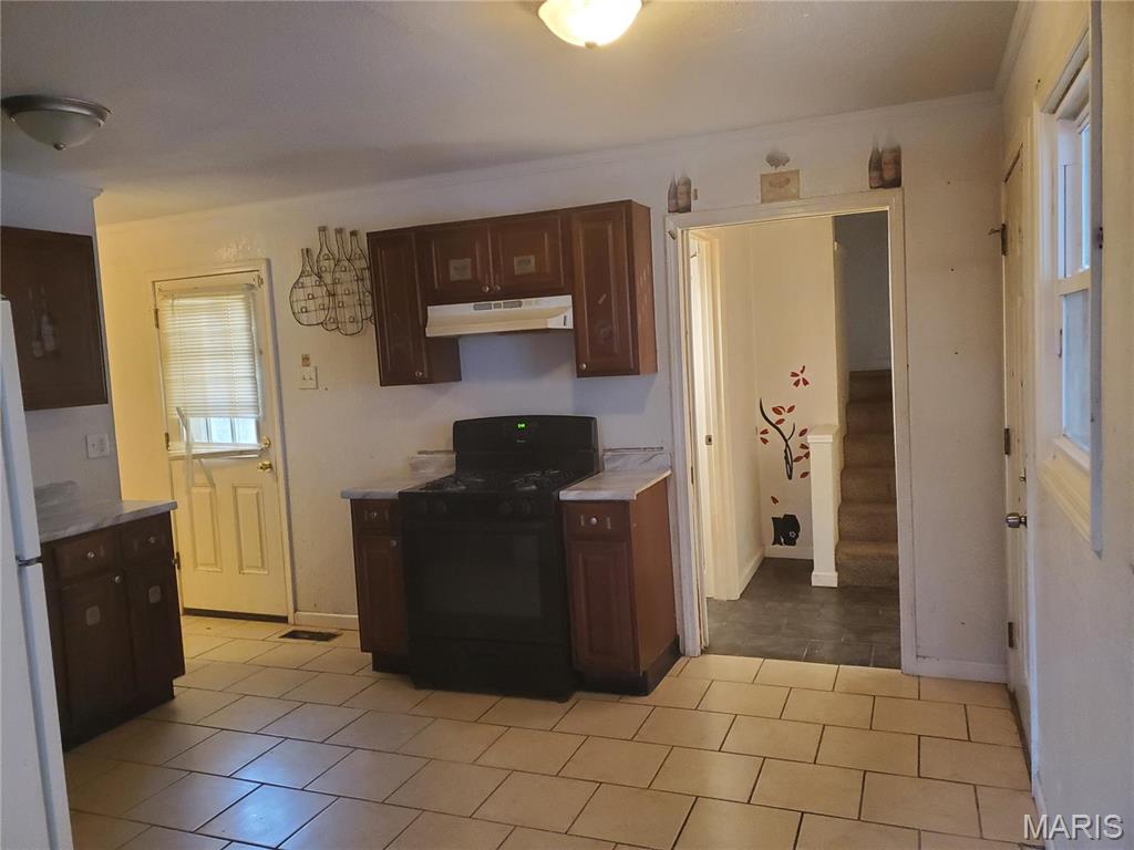 20 Leonard Dr Property Photo 6