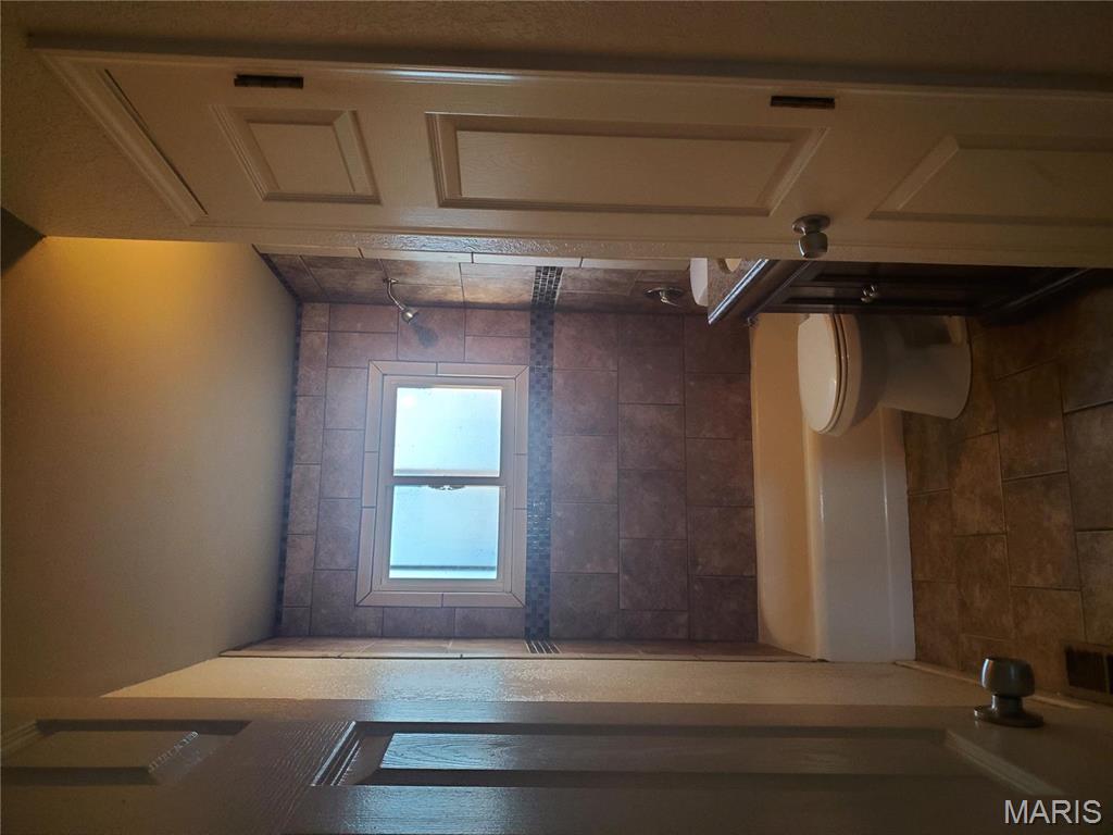 20 Leonard Dr Property Photo 11