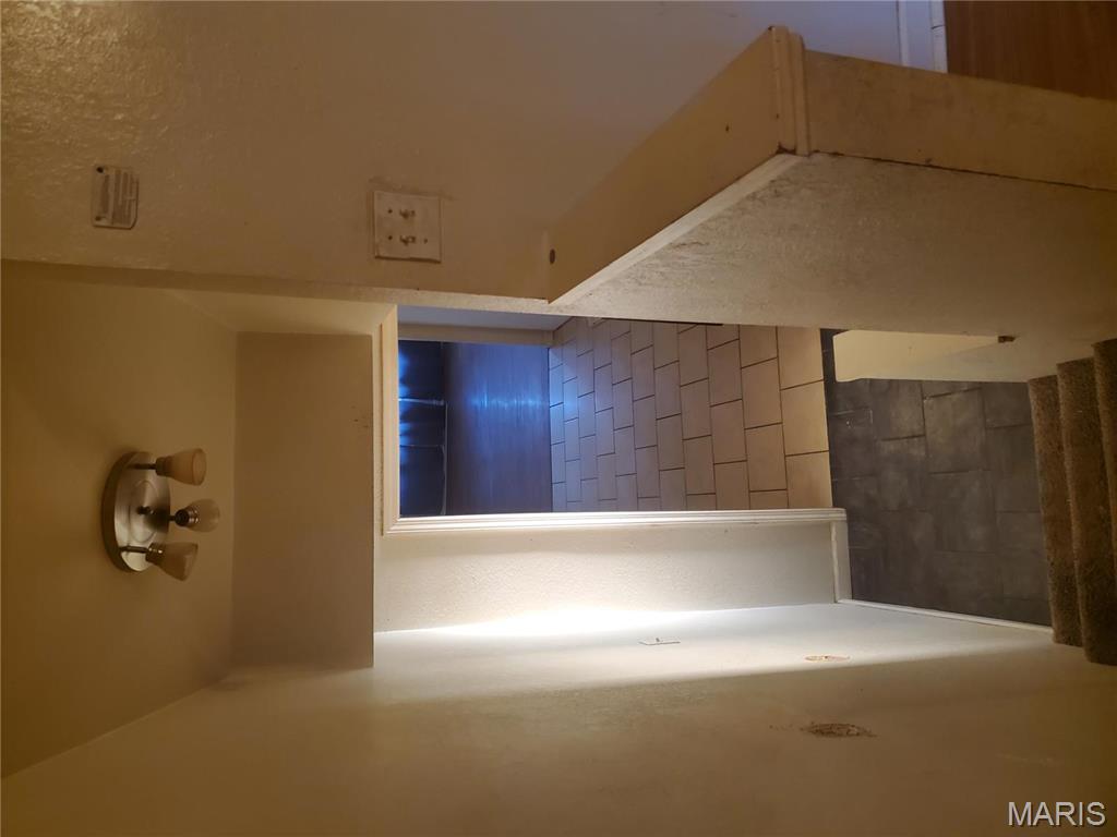 20 Leonard Dr Property Photo 18
