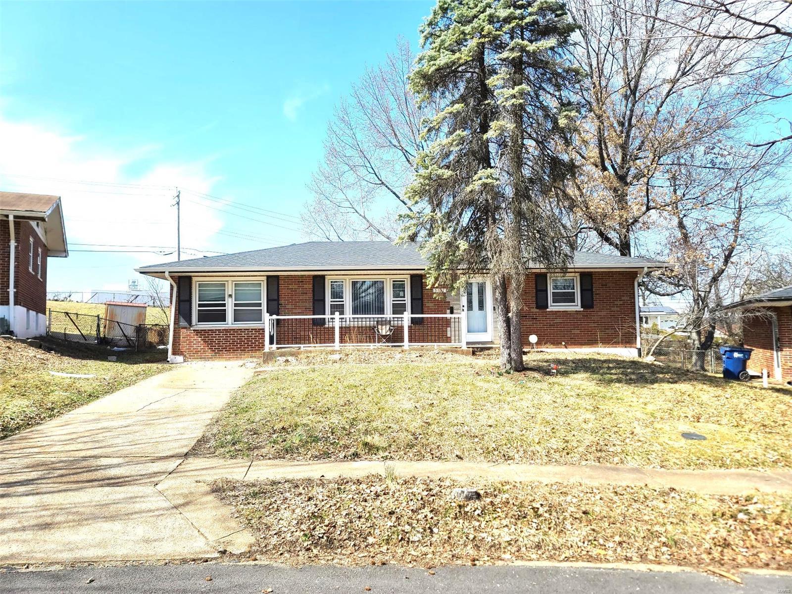 5157 Wallingford Drive Property Photo 1