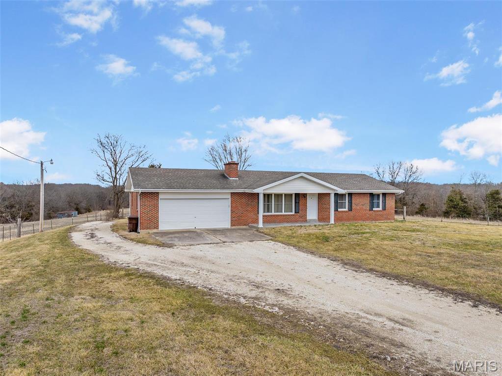 762 Cave Farm Road Property Photo 3