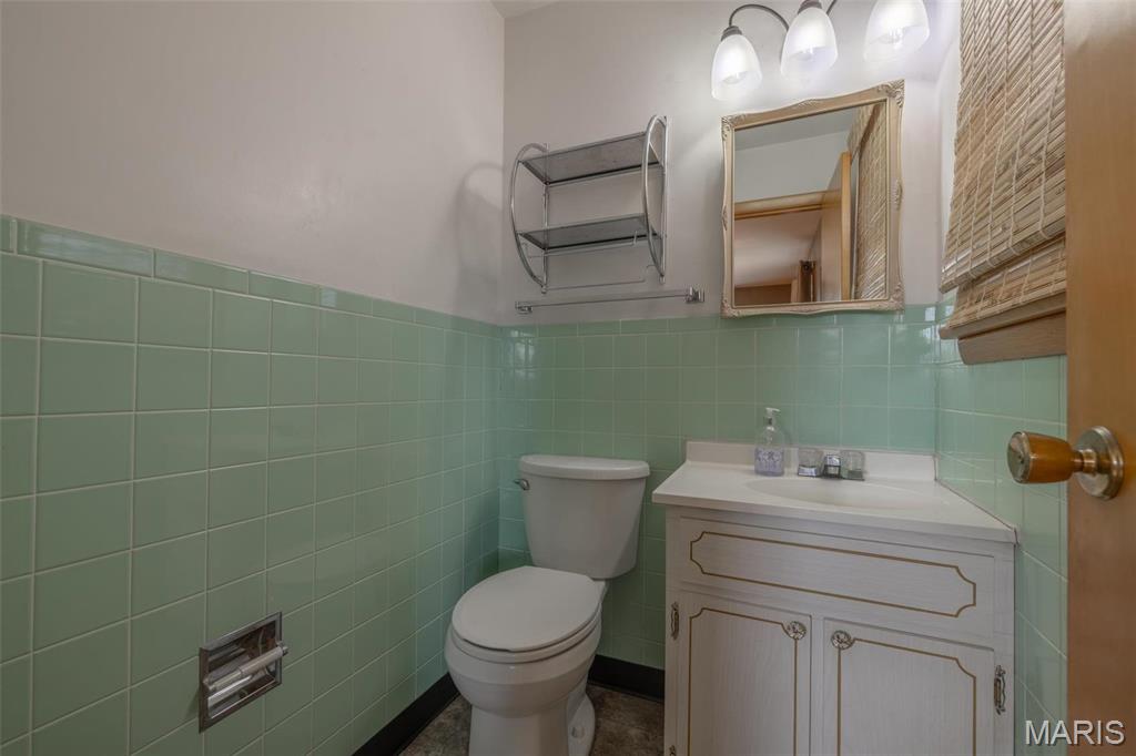 762 Cave Farm Road Property Photo 13