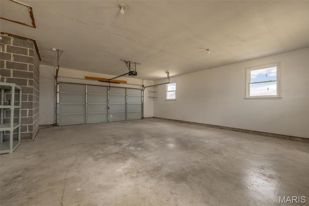 762 Cave Farm Road Property Photo 18