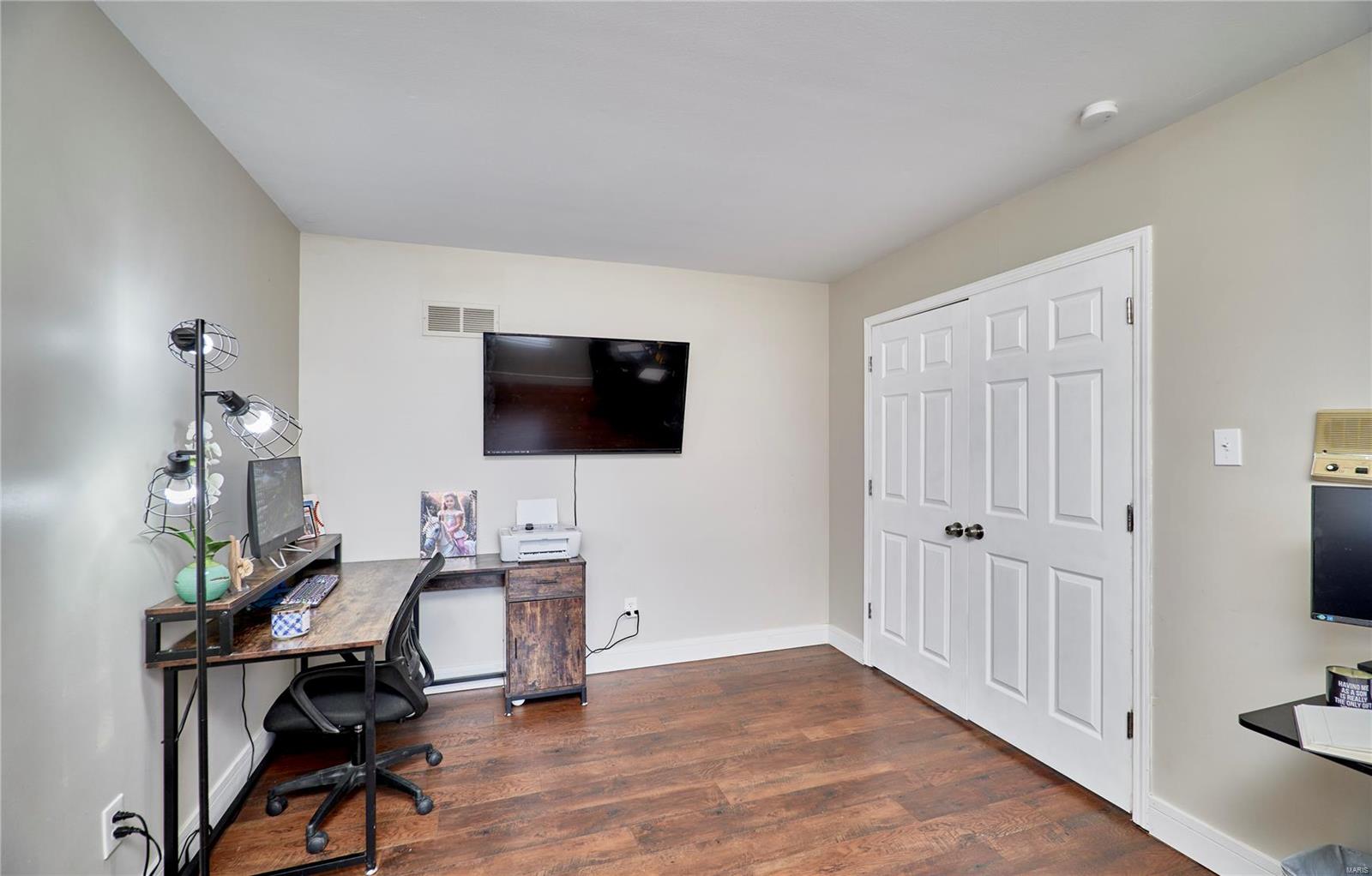 16406 Hollister Crossing Drive Property Photo 18