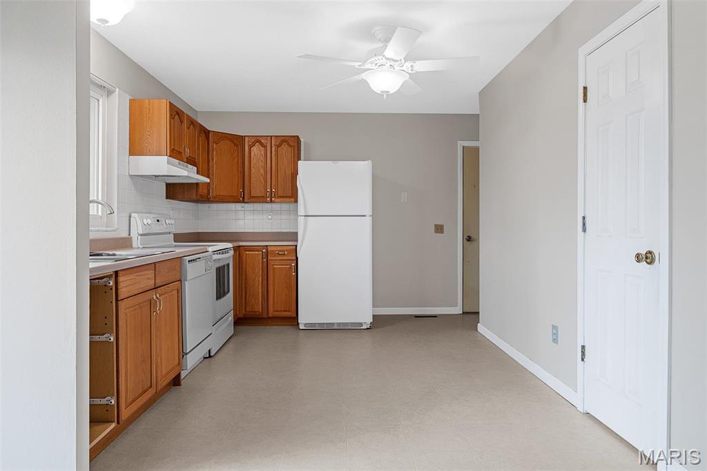 215 Shadyoak Drive Property Photo 7