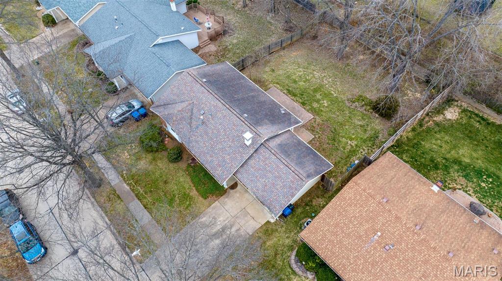 215 Shadyoak Drive Property Photo 29