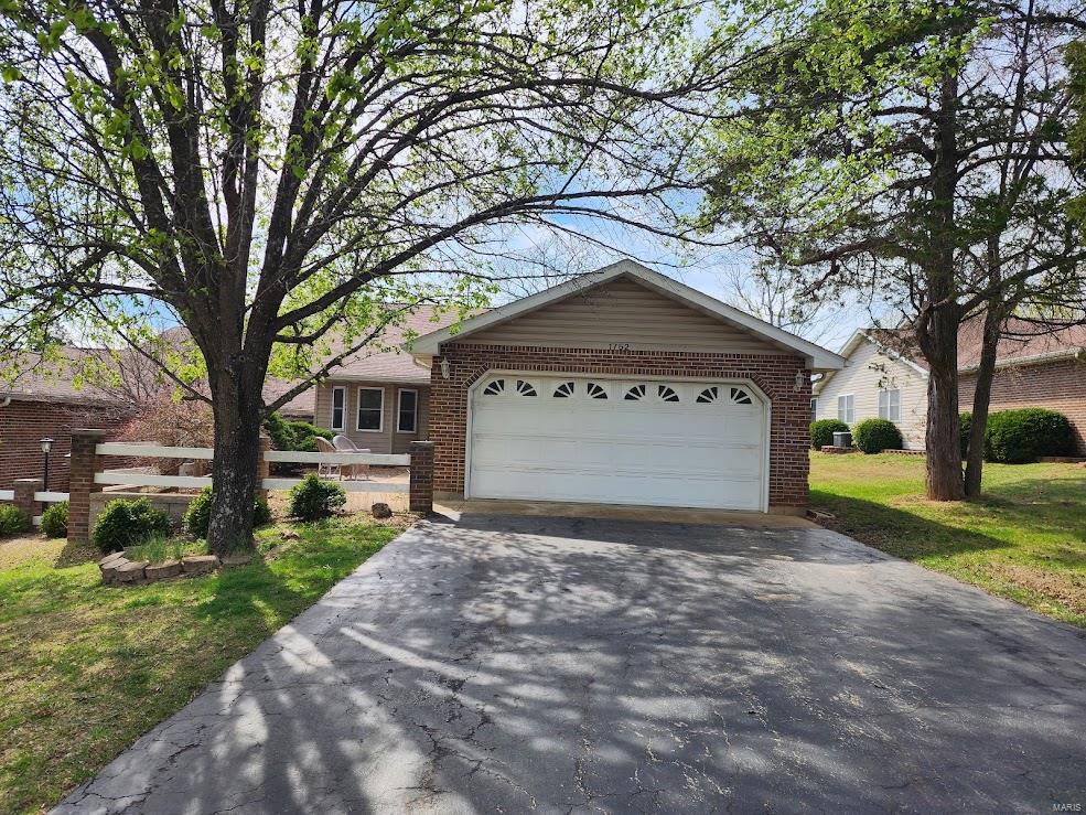 1752 Napoleon Drive Property Photo