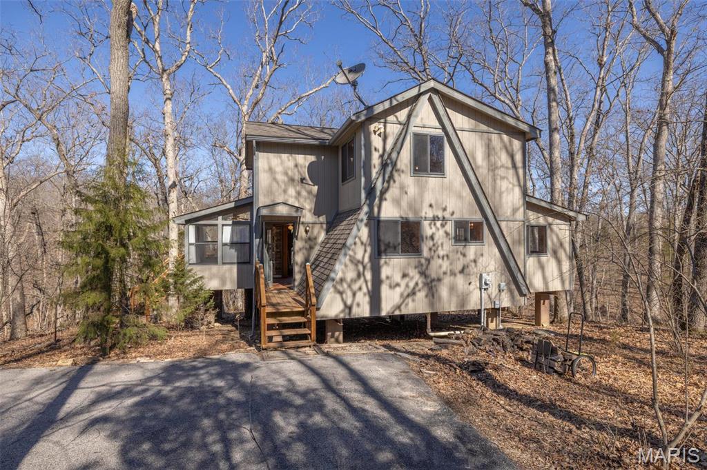 2442 Linden Point Drive Property Photo 1