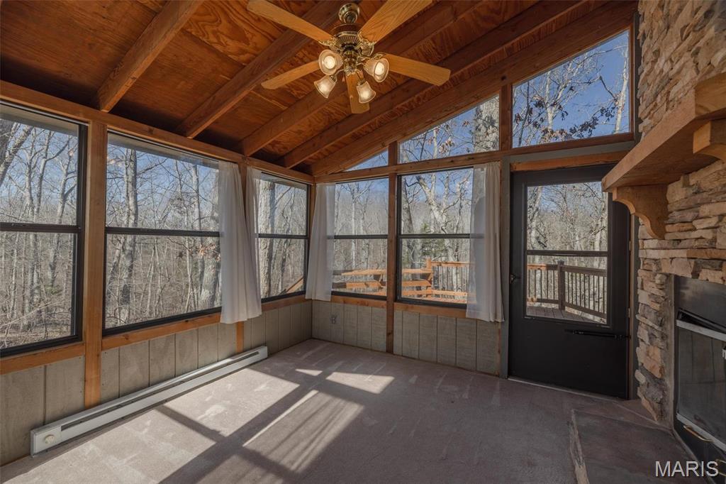 2442 Linden Point Drive Property Photo 10