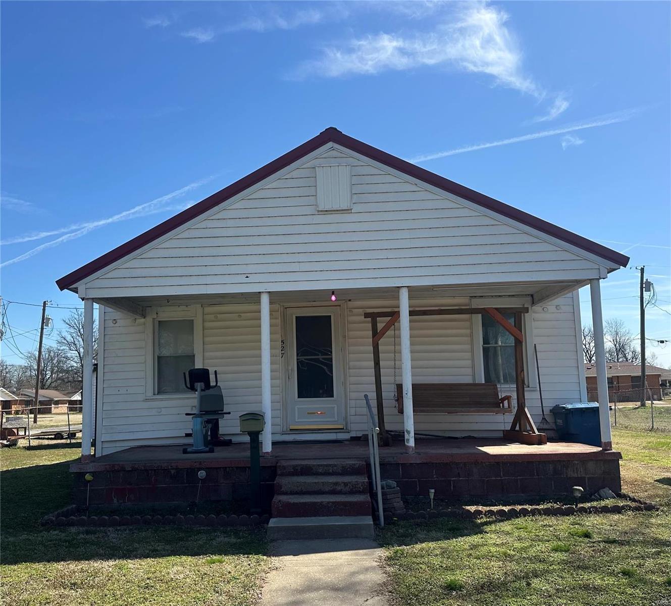 527 Main Street Property Photo