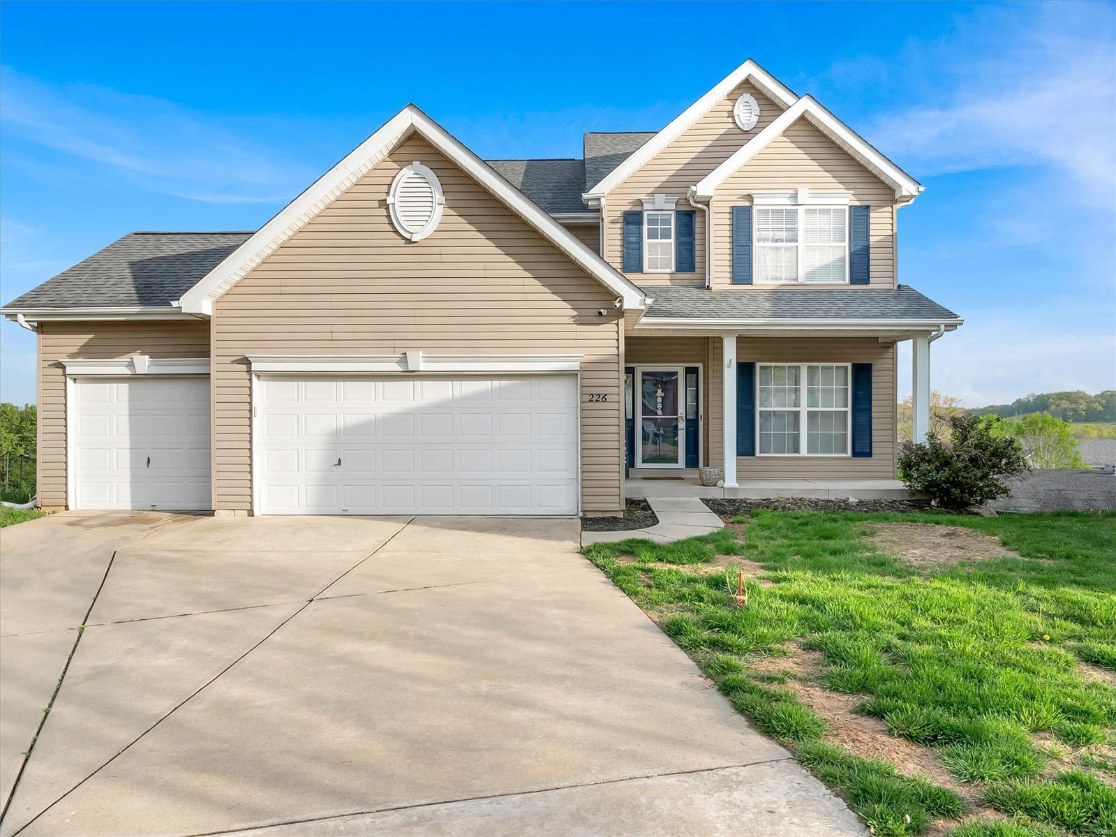 226 Hunters Heights Court Property Photo