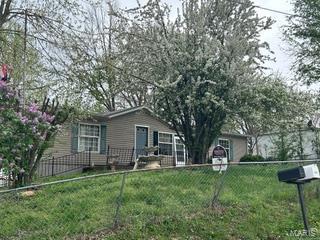 19050 Sikes Road Property Photo