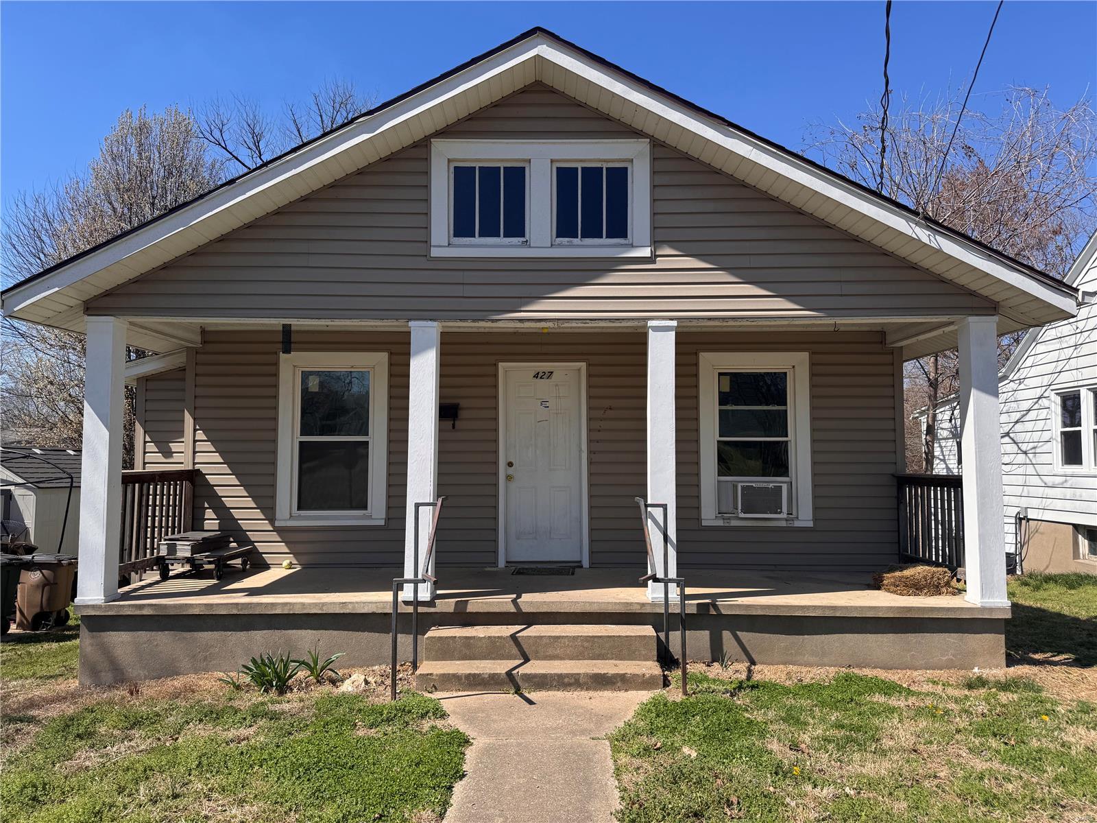 427 S Louisiana Street Property Photo