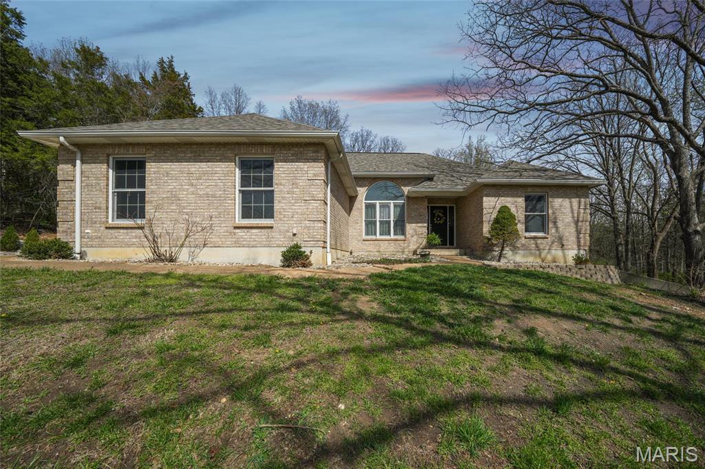 205 Sandstone Court Property Photo
