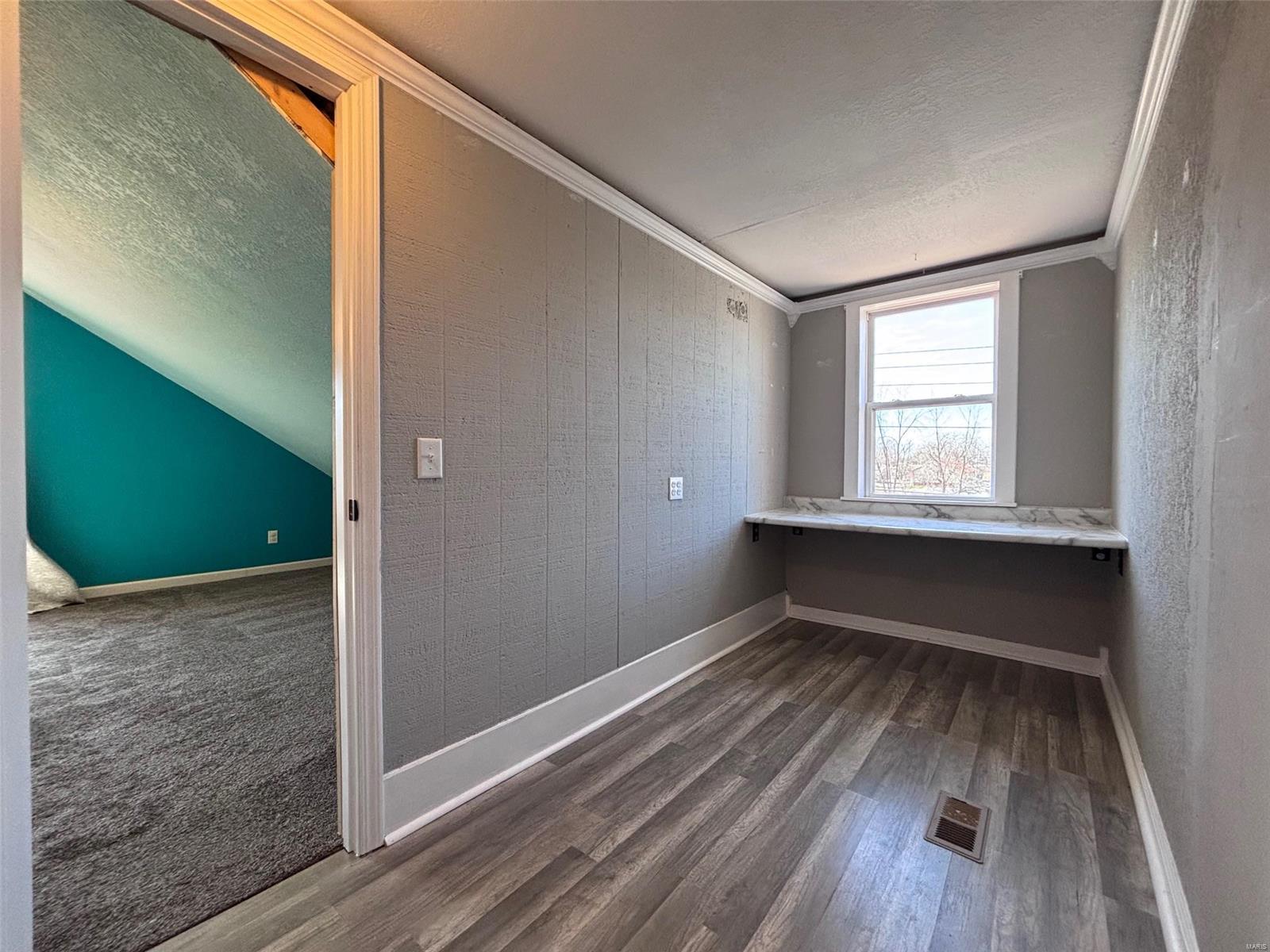 1026 Emmons Street Property Photo 25
