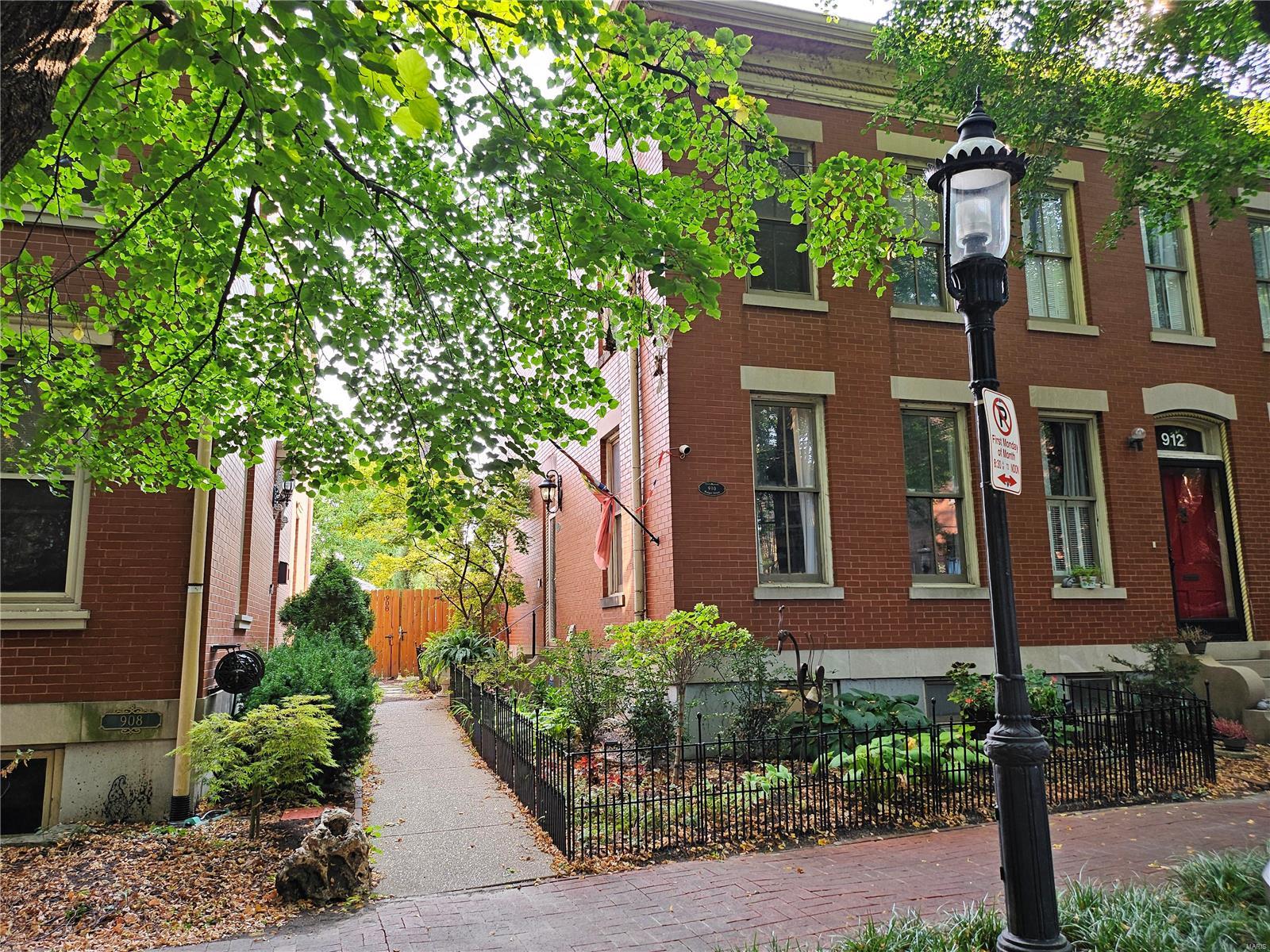 910 Rutger Street Property Photo