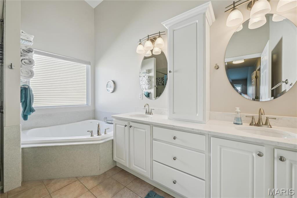 910 Ridgepointe Place Circle 96 Property Photo 18