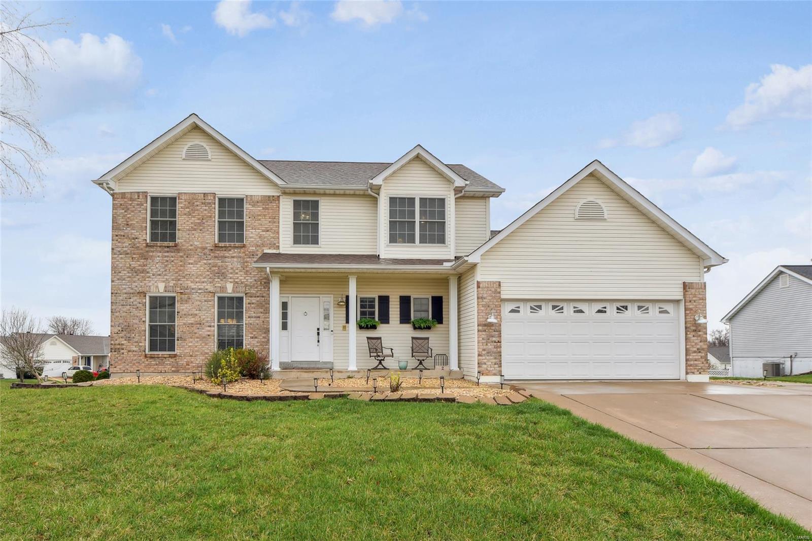 2 Meramec Shores Court Property Photo 1