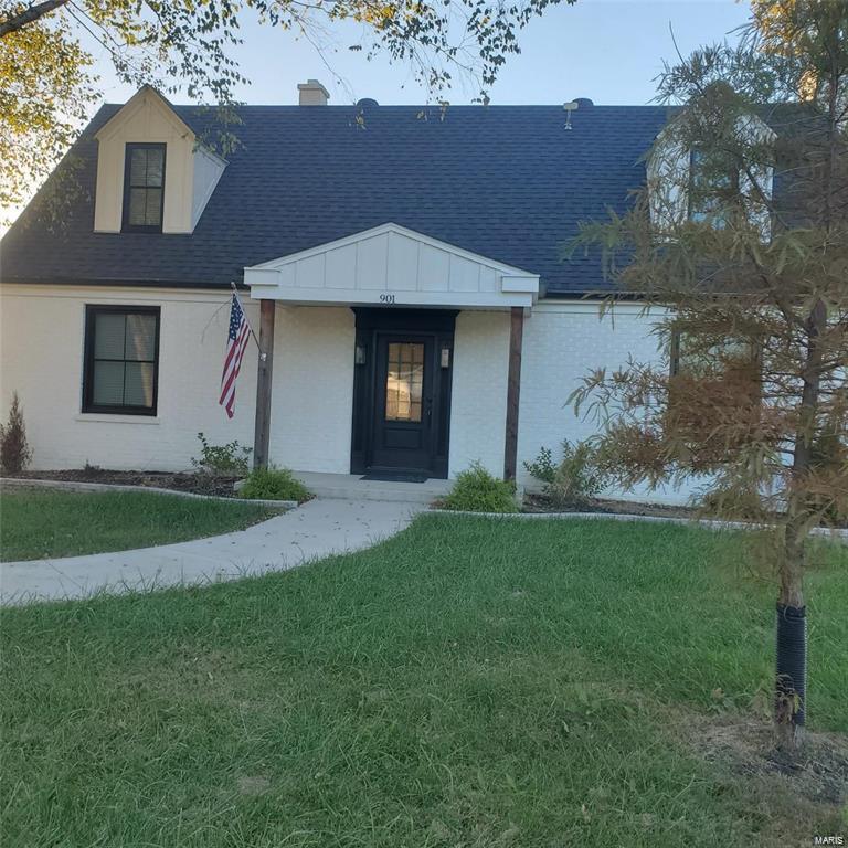 901 N Cape Rock Drive Property Photo 1