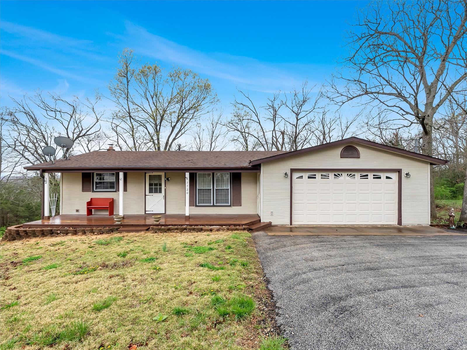 7720 Oak Drive Property Photo