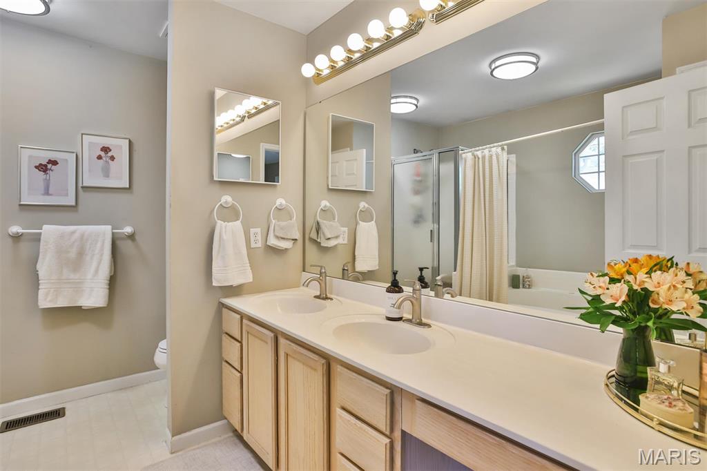 2015 Chapel Hill Crossing Property Photo 25