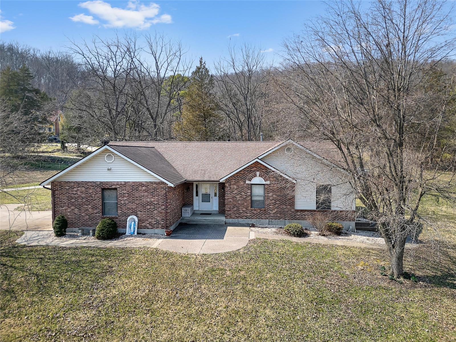 6140 Quiet Spring Valley Road Property Photo