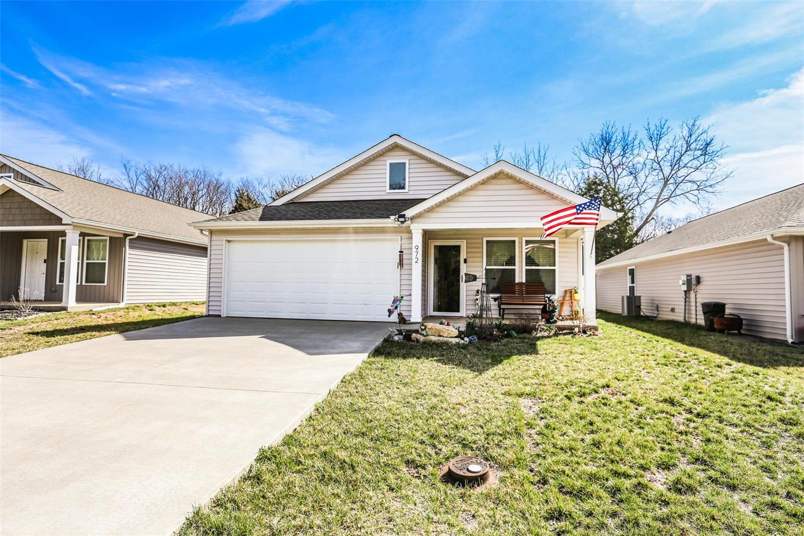 Villa Ridge Real Estate Listings Main Image