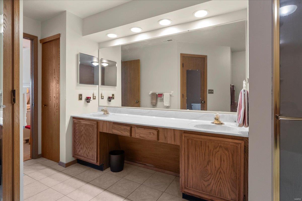 260 Waterside Drive Property Photo 27