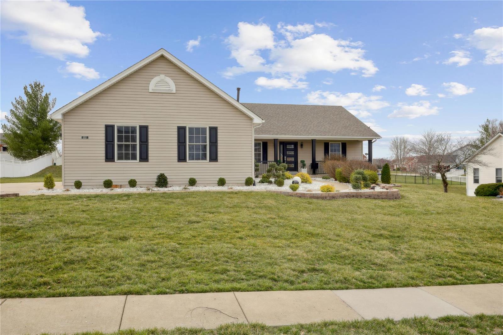 1212 Highland Circle Drive Property Photo 1