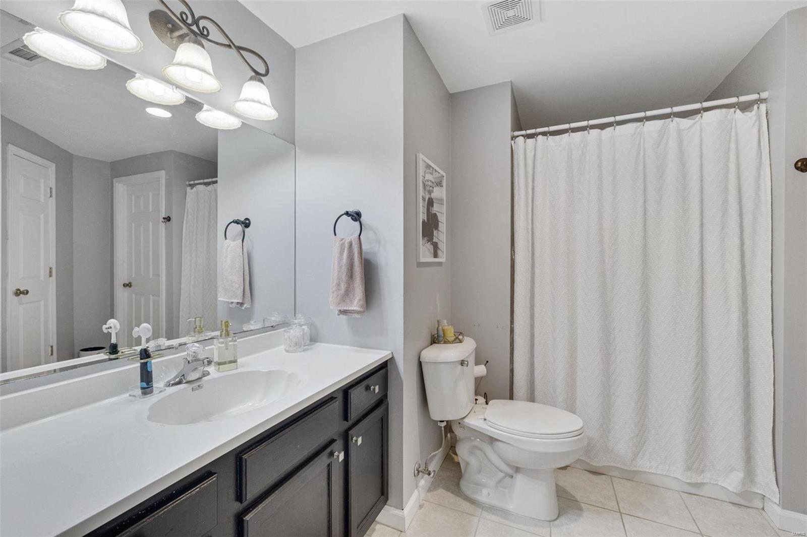 2423 Shiva Court Property Photo 21
